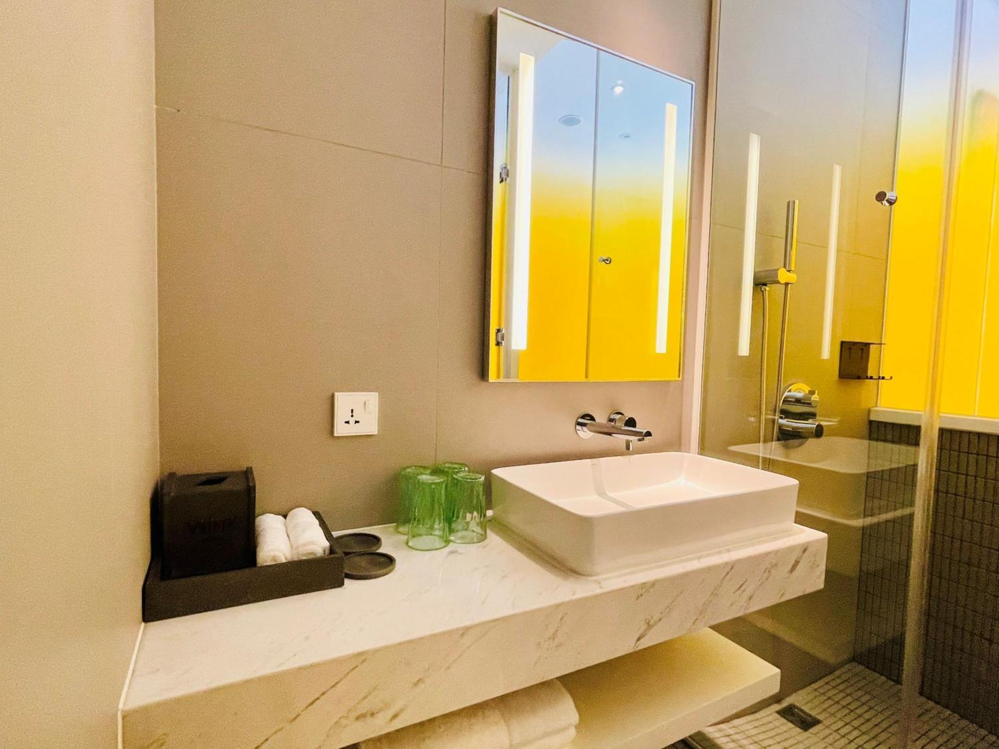 Wink Hotel Saigon Centre - 24Hrs Lifestyle Stay Hô Chi Minh-Ville Chambre photo